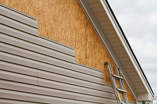 Professional Siding Replacement technician working in Dillsboro, IN